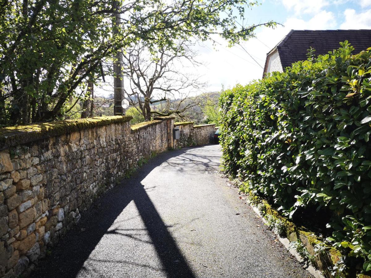 Le Petit Cocon De La Poste Apartment Gourdon-en-quercy Exterior foto
