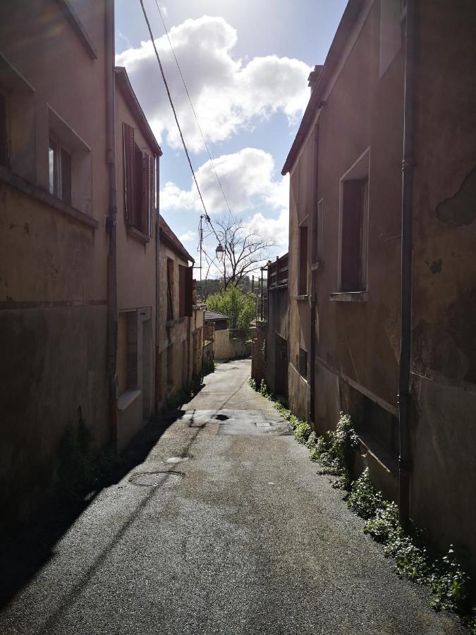 Le Petit Cocon De La Poste Apartment Gourdon-en-quercy Exterior foto